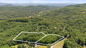  Photo 0