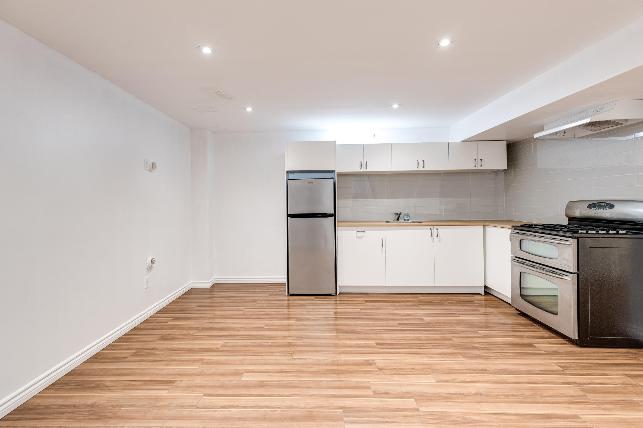 Vaughan property showcase — delivered property photograph 4