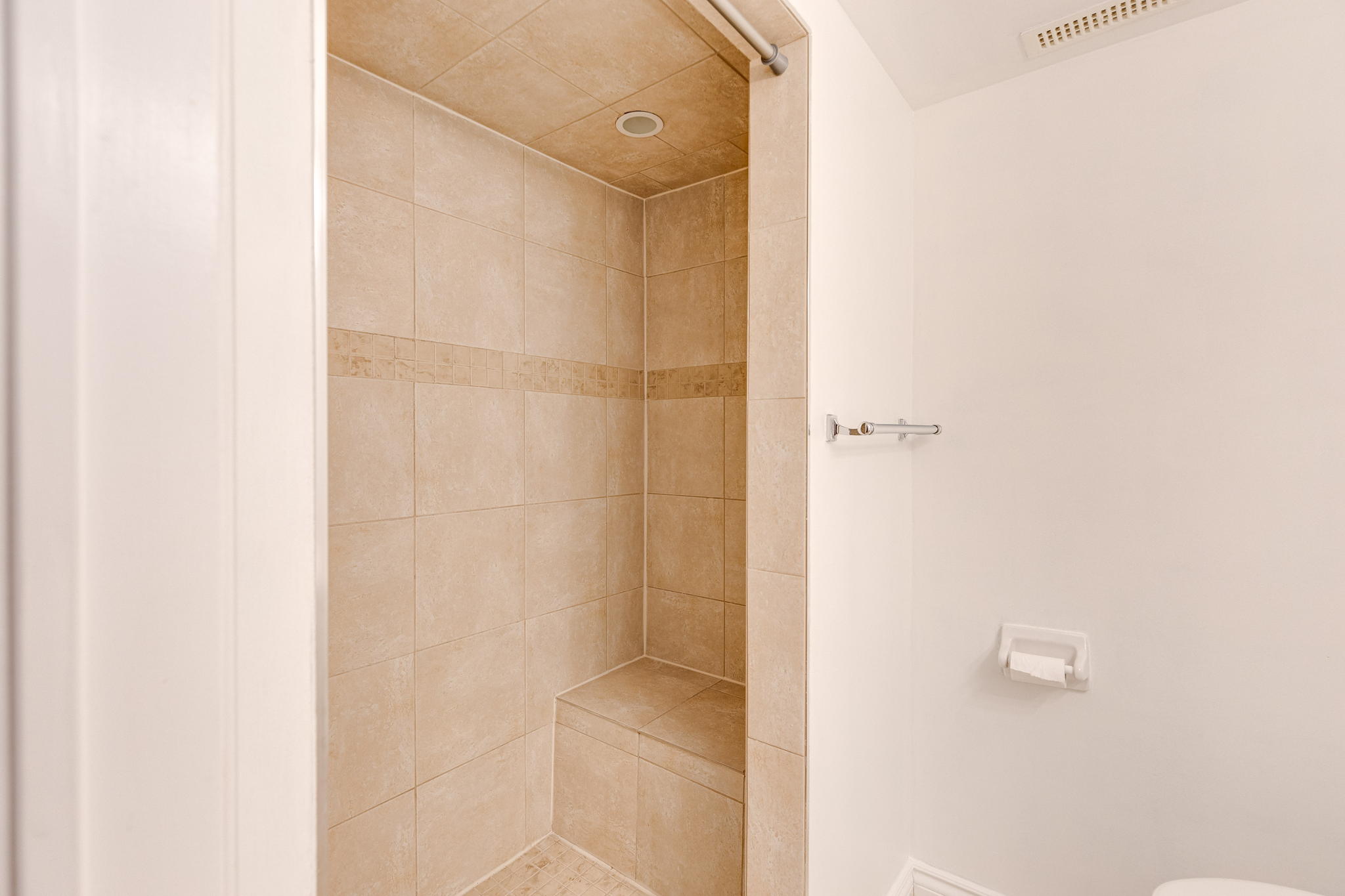 Vaughan property showcase — delivered property photograph 14
