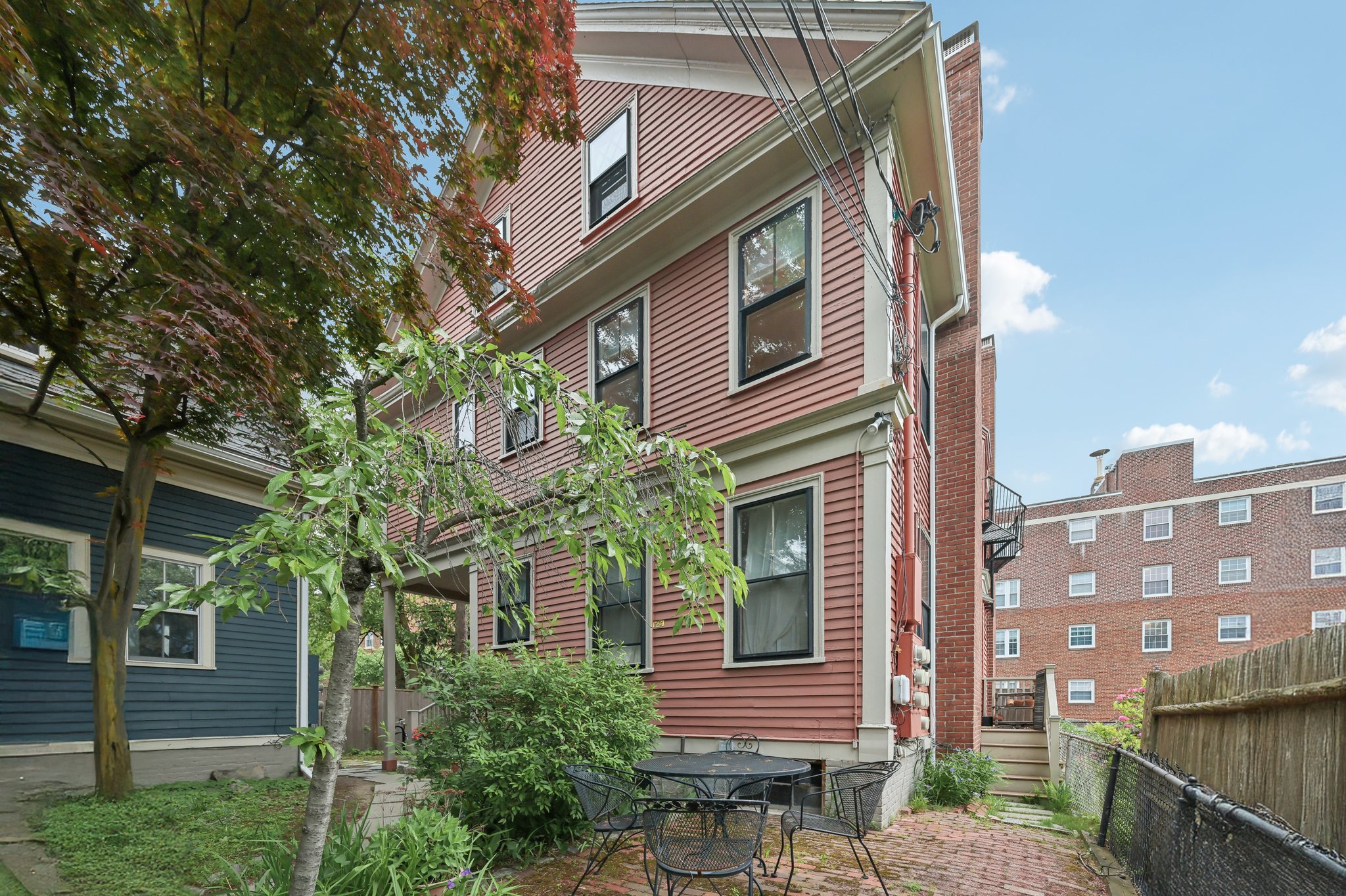 Walker St 3-2105-019.jpg