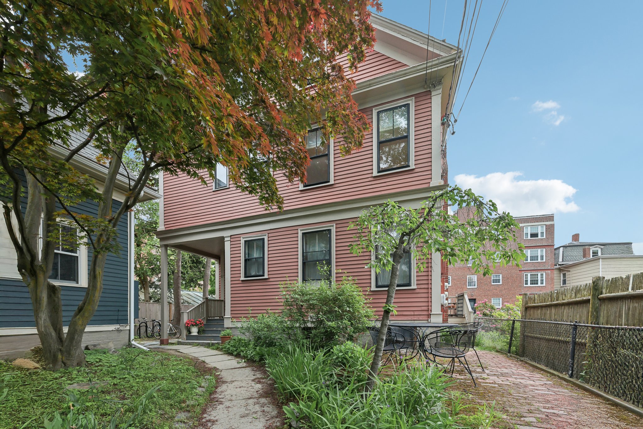 Walker St 3-2105-020.jpg