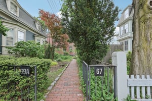Walker St 3-2105-022.jpg