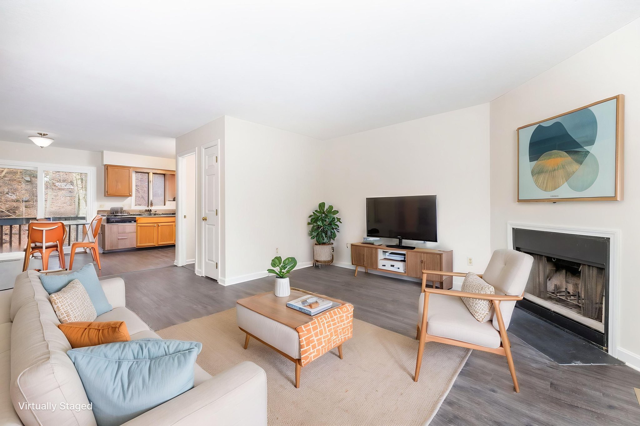 1T5A3464-Edit virtually staged.jpeg