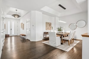 Clarendon Dr-S2304-007.jpg