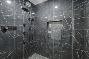 E Lake Ave 211-S2309-039.jpg