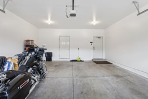 E Lake Ave 211-S2309-049.jpg