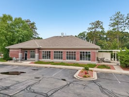 E Lake Ave 211-S2309-050.jpg