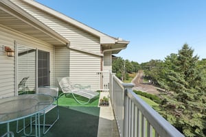 E Lake Ave 211-S2309-052.jpg