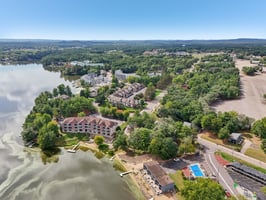 E Lake Ave 211-S2309-067.jpg