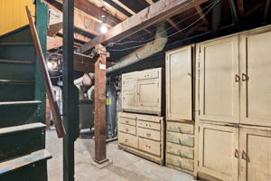  Photo 48