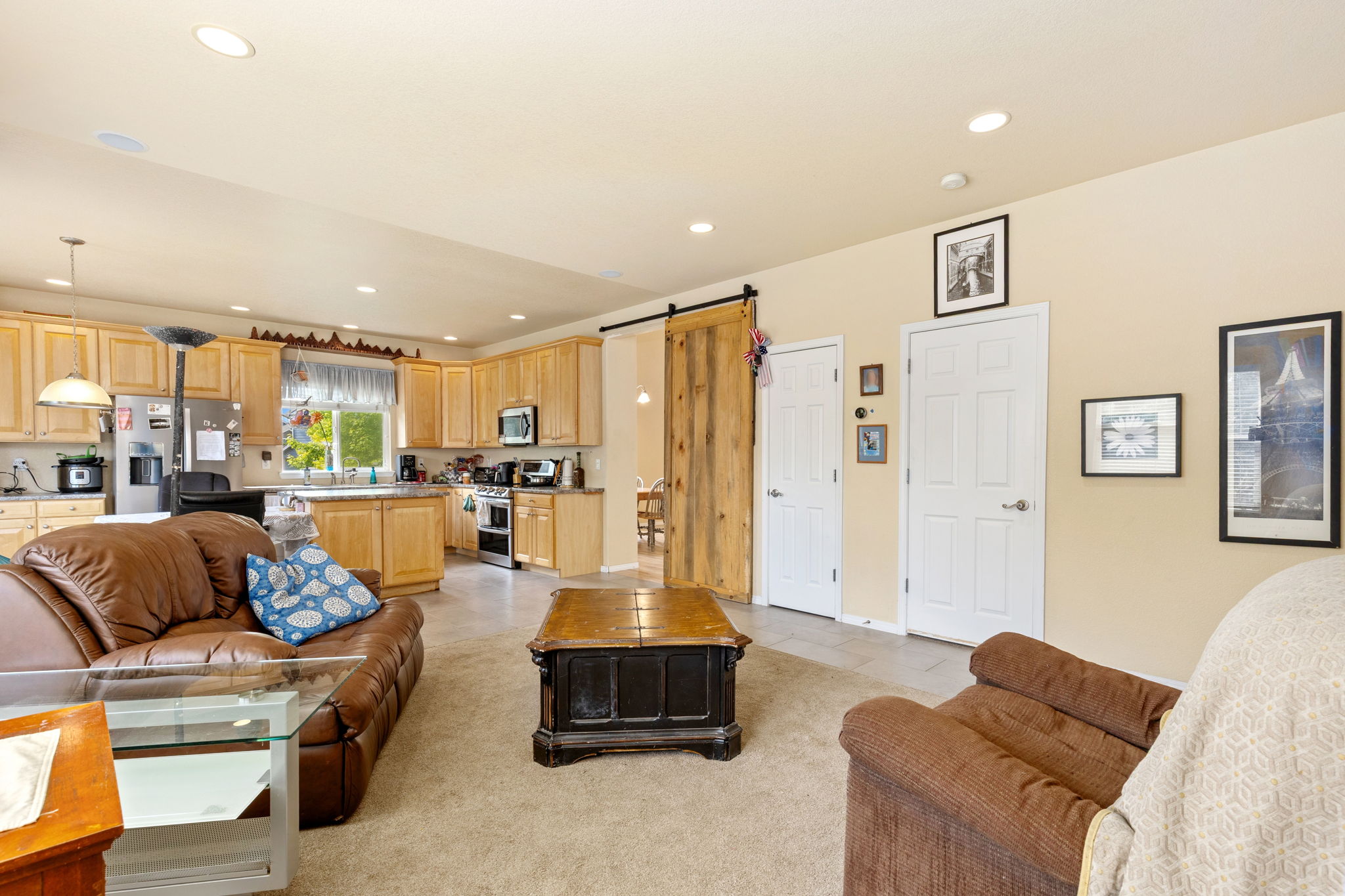 Great-room area looking into the kitchen