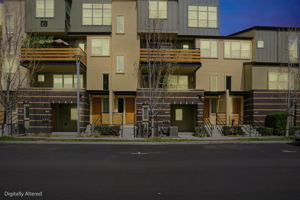  Photo 0