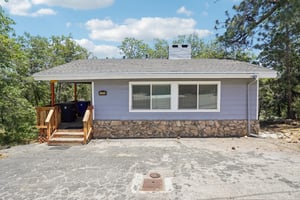 Villa Grove Ave-1306-001.jpg
