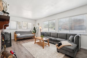 Villa Grove Ave-1306-007.jpg