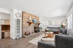 Villa Grove Ave-1306-008.jpg