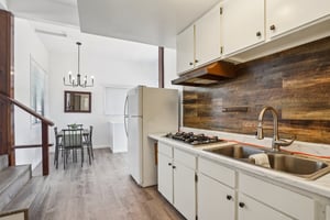 Villa Grove Ave-1306-015.jpg