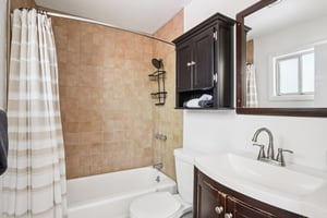 Villa Grove Ave-1306-022.jpg