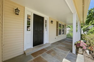  Photo 0