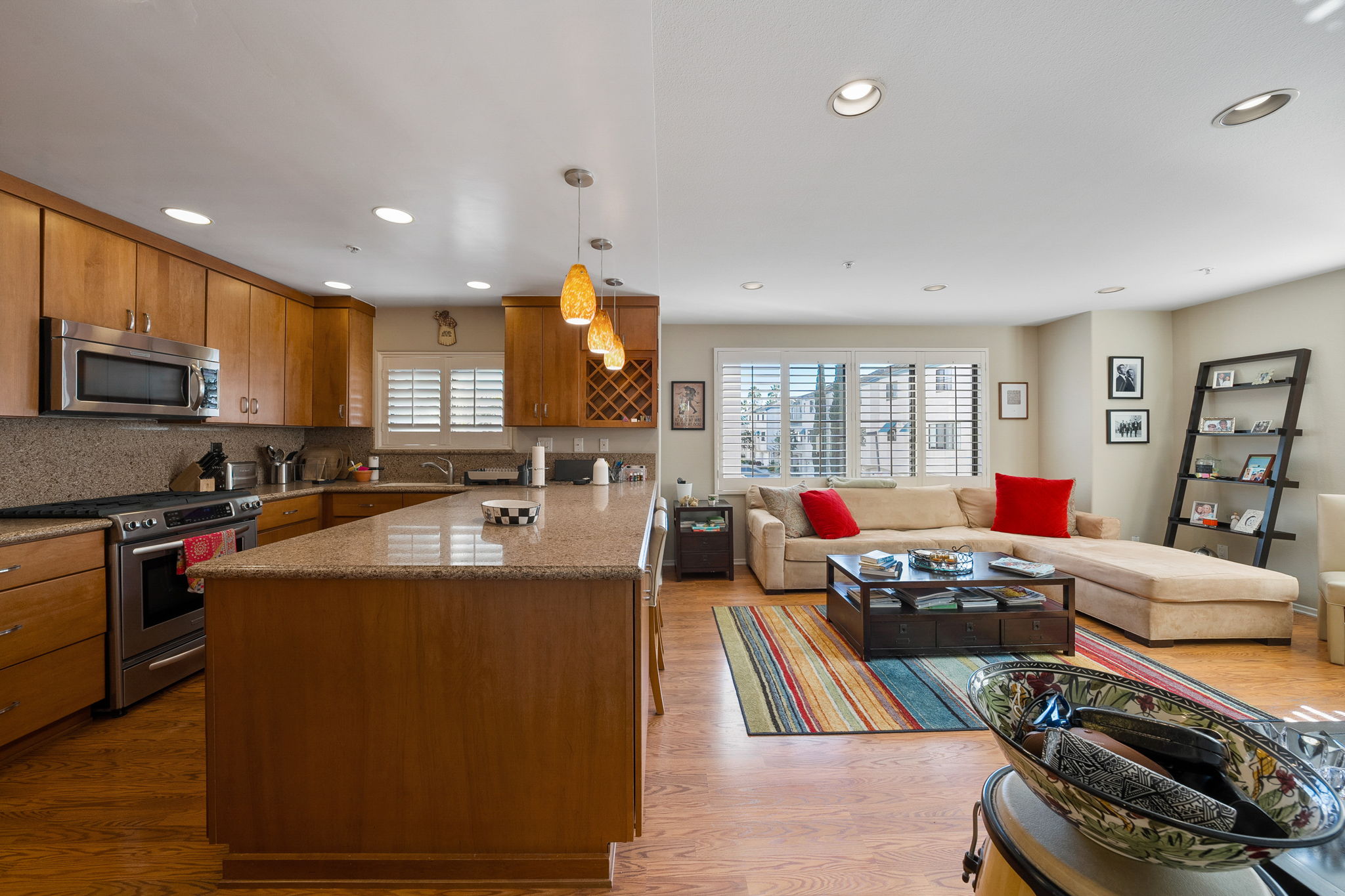 6701 Hannum Avenue-17