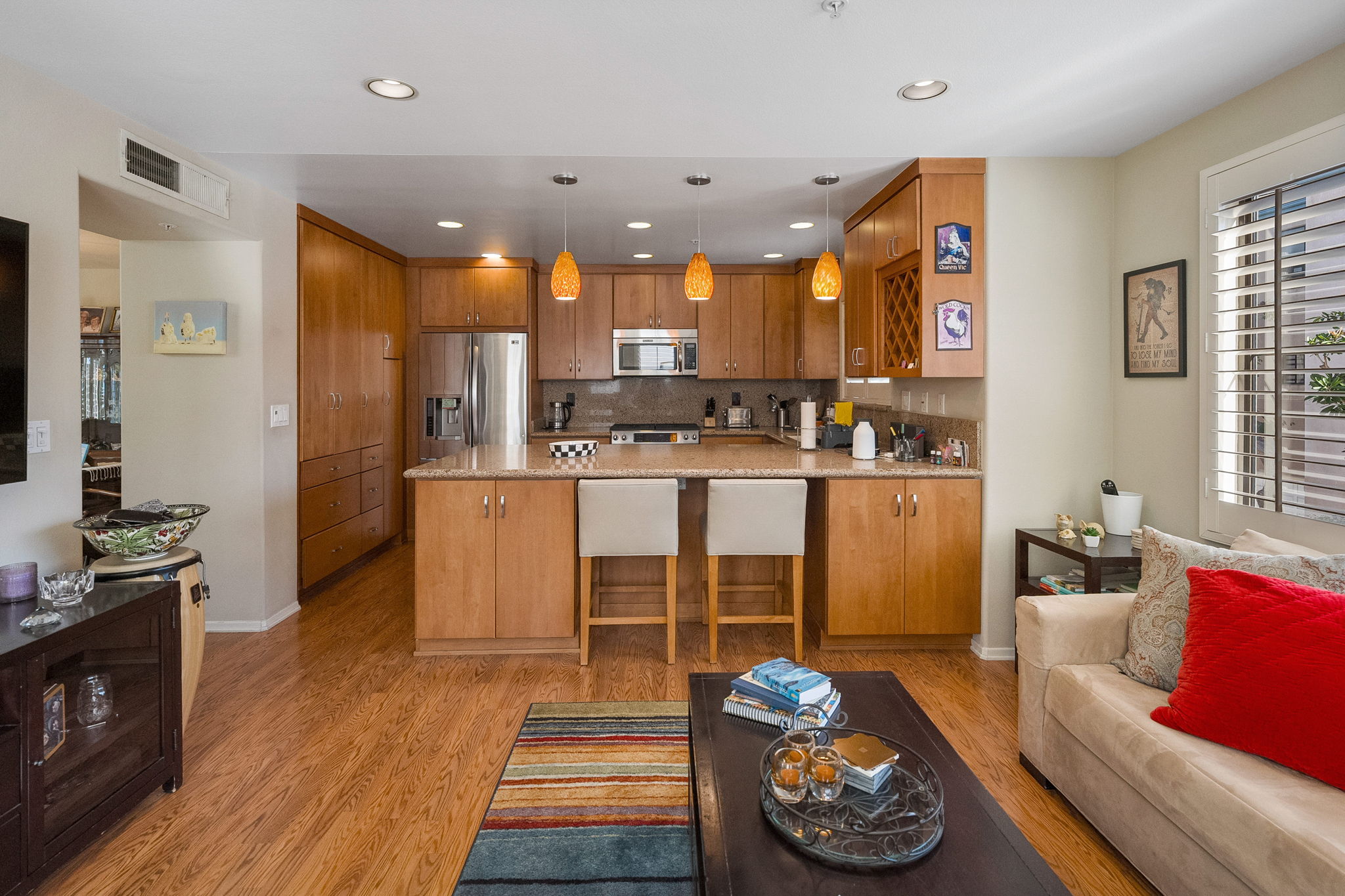 6701 Hannum Avenue-22