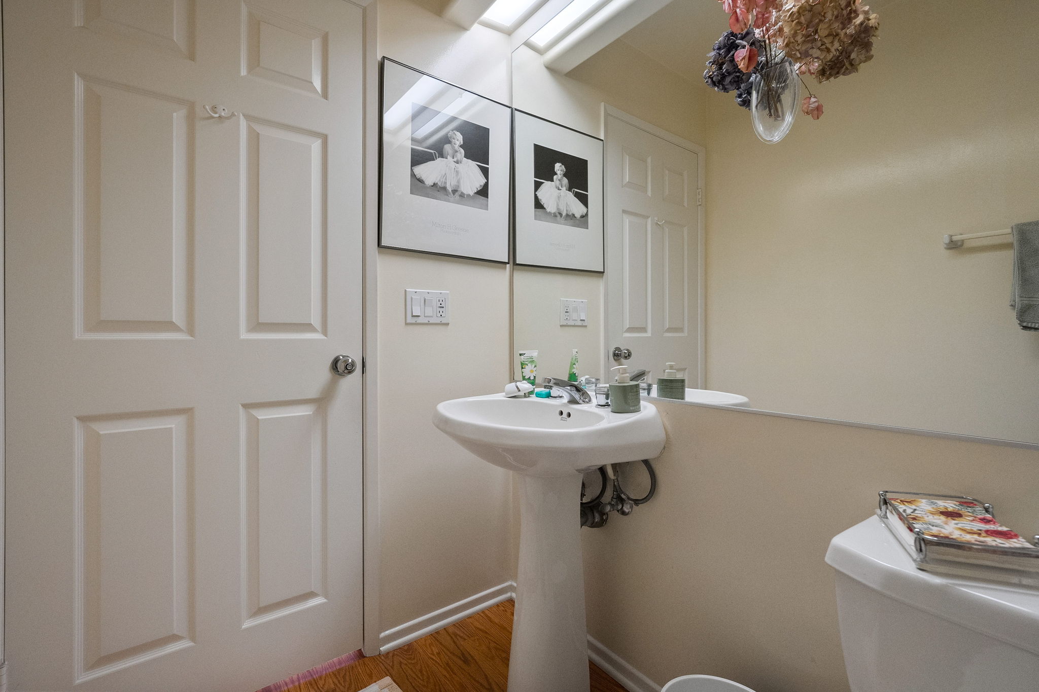 6701 Hannum Avenue-25