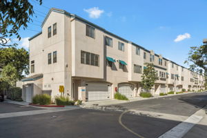 6701 Hannum Avenue-5