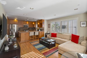 6701 Hannum Avenue-21