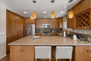 6701 Hannum Avenue-23