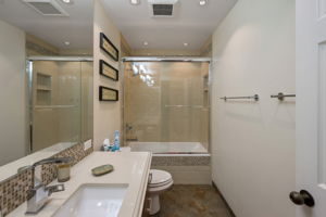 6701 Hannum Avenue-31