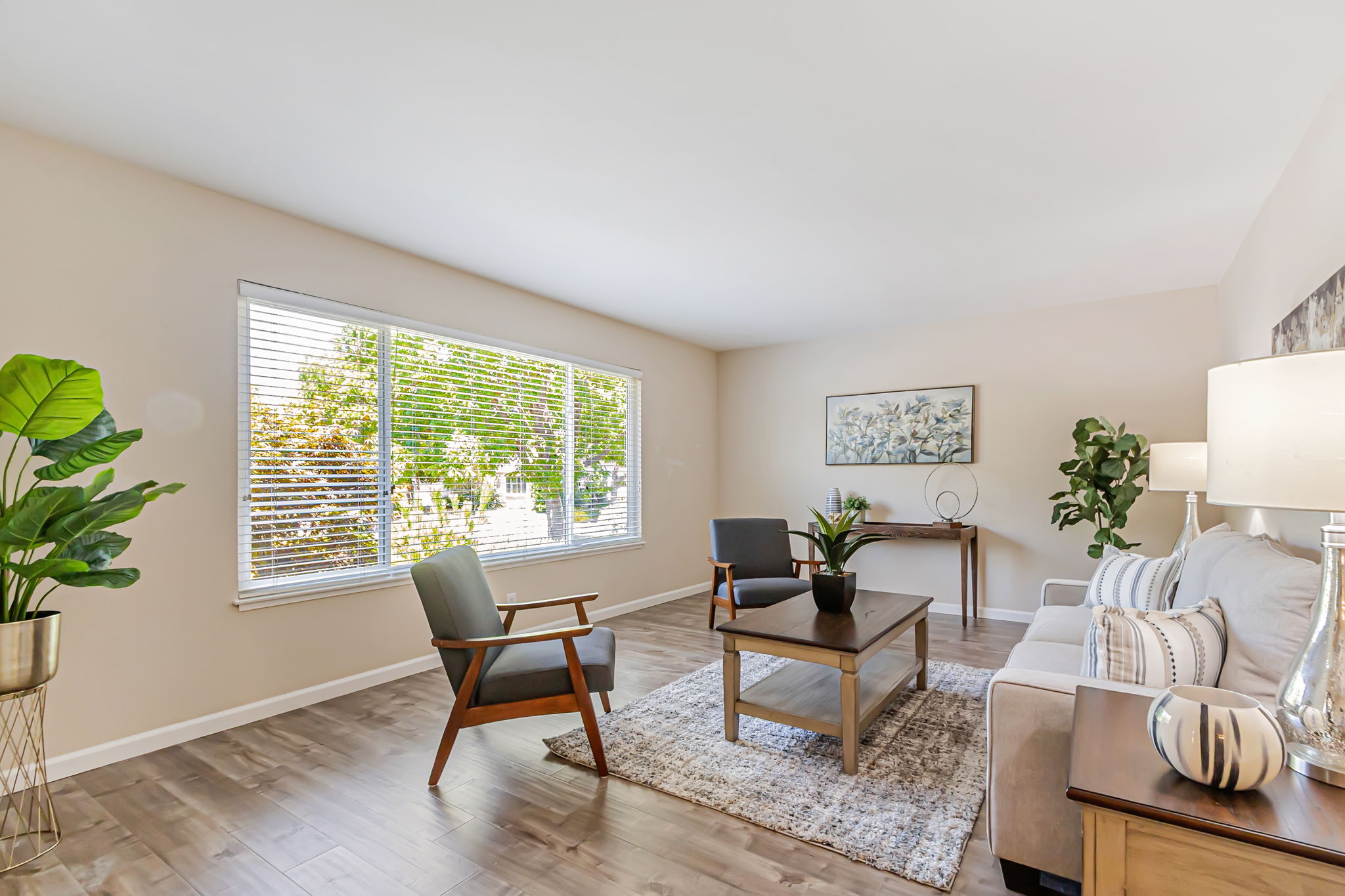 008_6702 Heathfield Dr