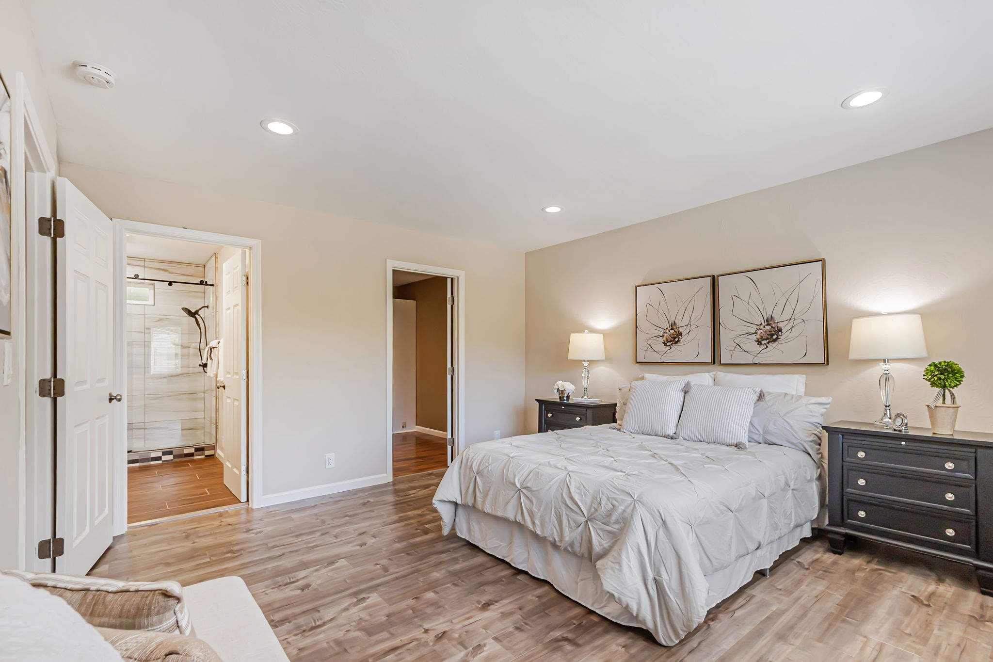 035_6702 Heathfield Dr