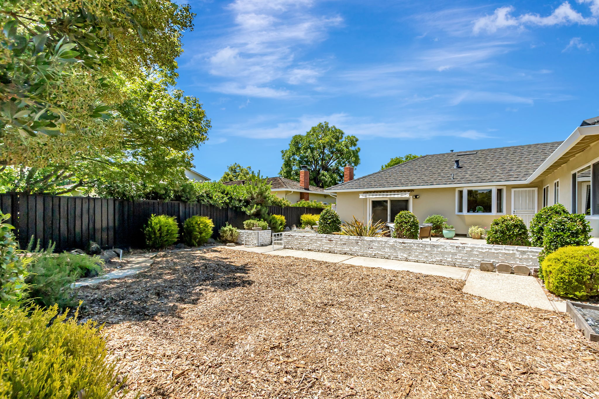 052_6702 Heathfield Dr