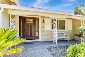 005_6702 Heathfield Dr