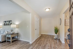 006_6702 Heathfield Dr