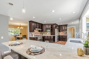 021_6702 Heathfield Dr