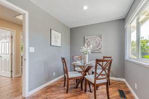 025_6702 Heathfield Dr