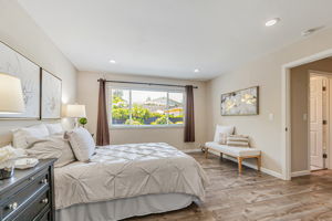 034_6702 Heathfield Dr