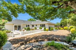 049_6702 Heathfield Dr
