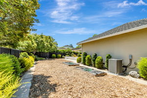 050_6702 Heathfield Dr