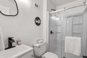  Photo 36