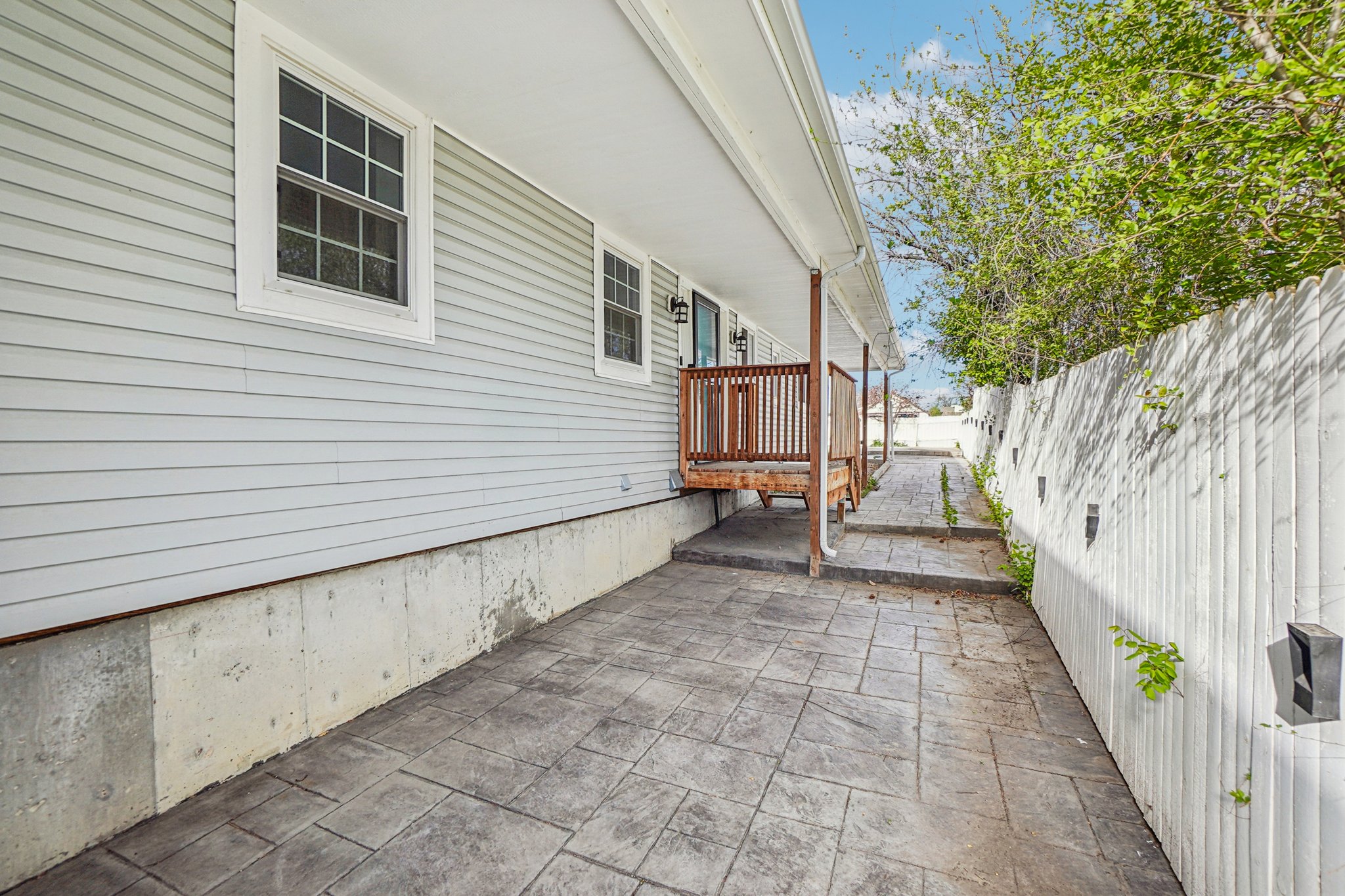 Grove St-S0904-045.jpg