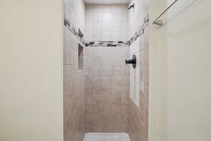 Grove St-S0904-031.jpg