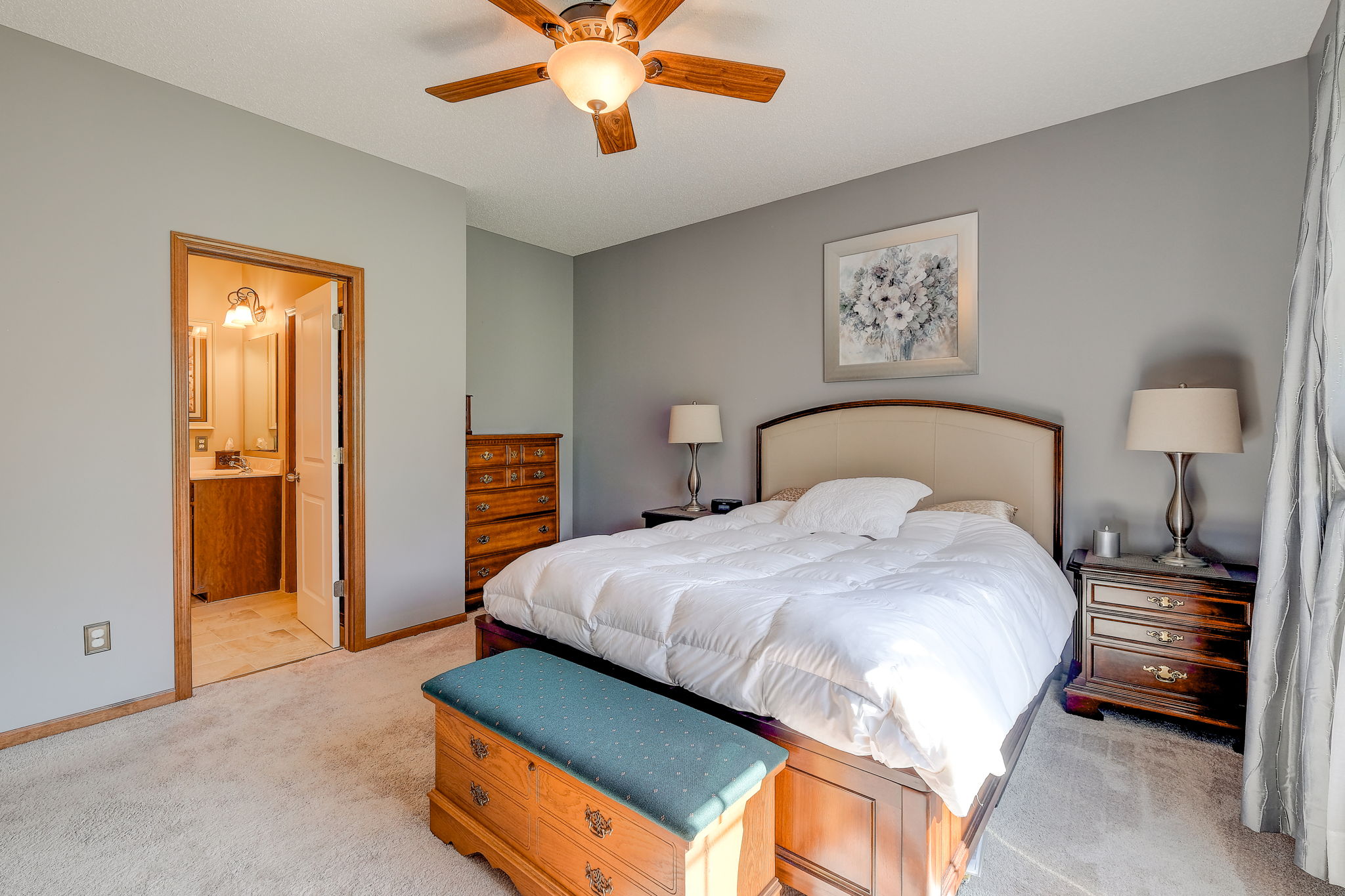 17 Bedroom
