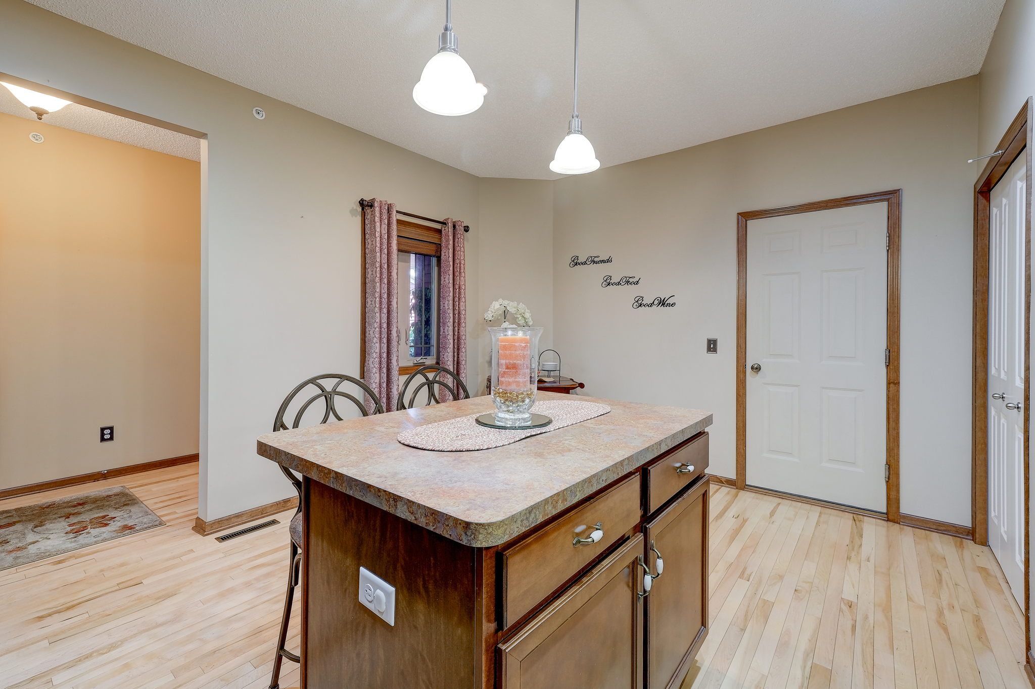 8 Kitchen