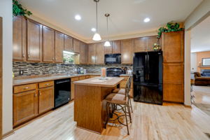 6 Kitchen
