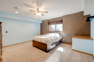 25 Bedroom
