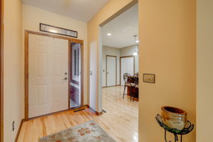4 Foyer