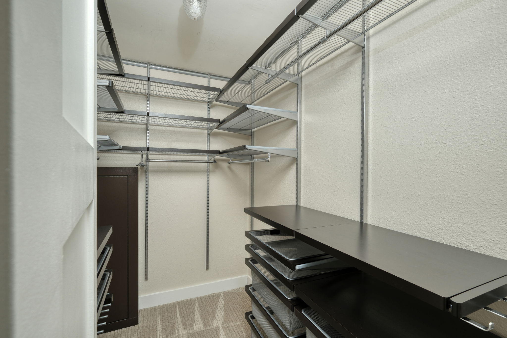 Primary Bedroom Closet