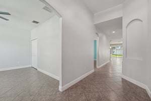 Riverside Bluffs Dr-1306-019.jpg
