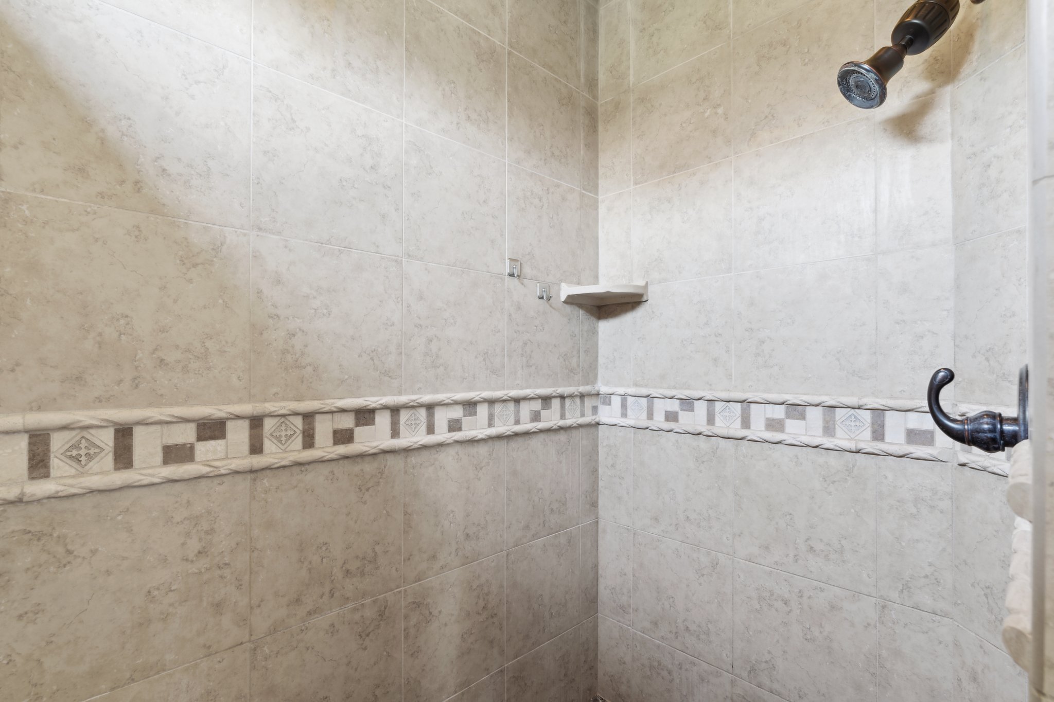 6706 Valley Ridge Dr_031.jpg
